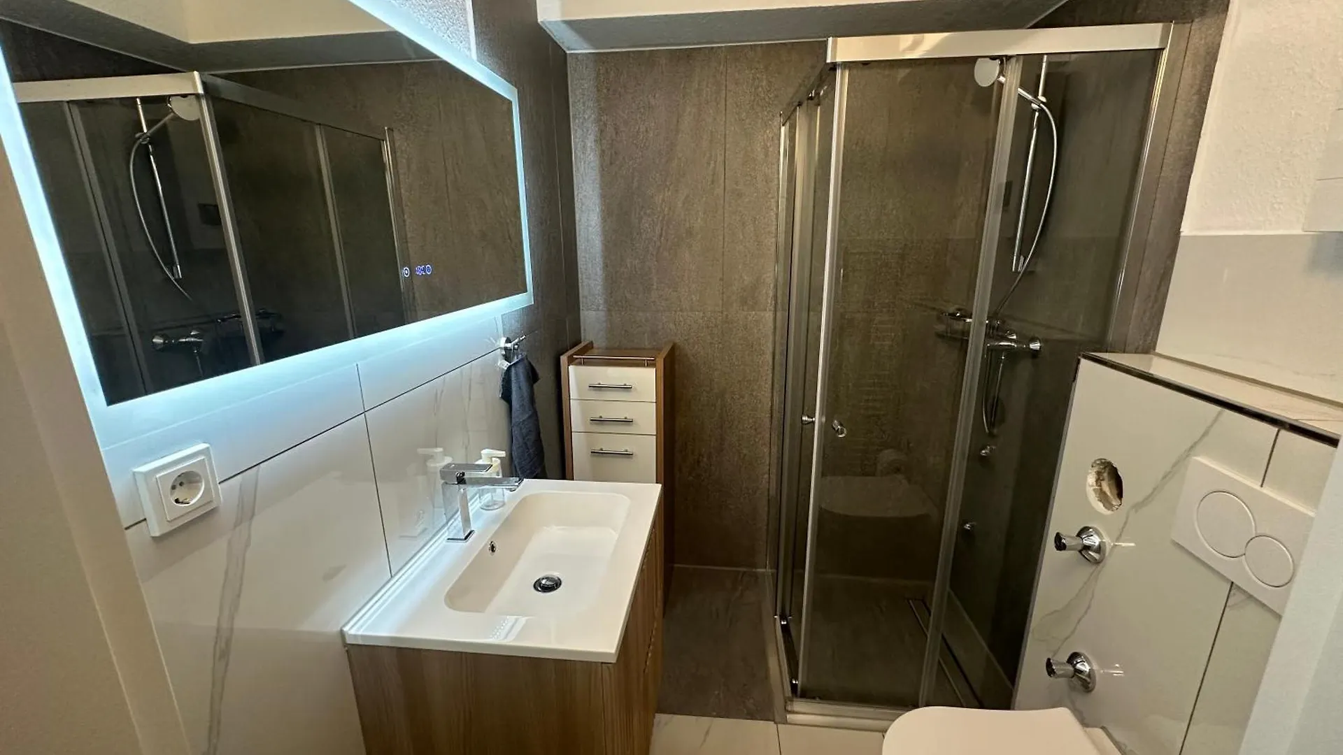 Messe - Fair & Airport Suites By Henkel Дюссельдорф